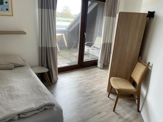 Bed4You Gaestehaus 1 Bergshausen Экстерьер фото